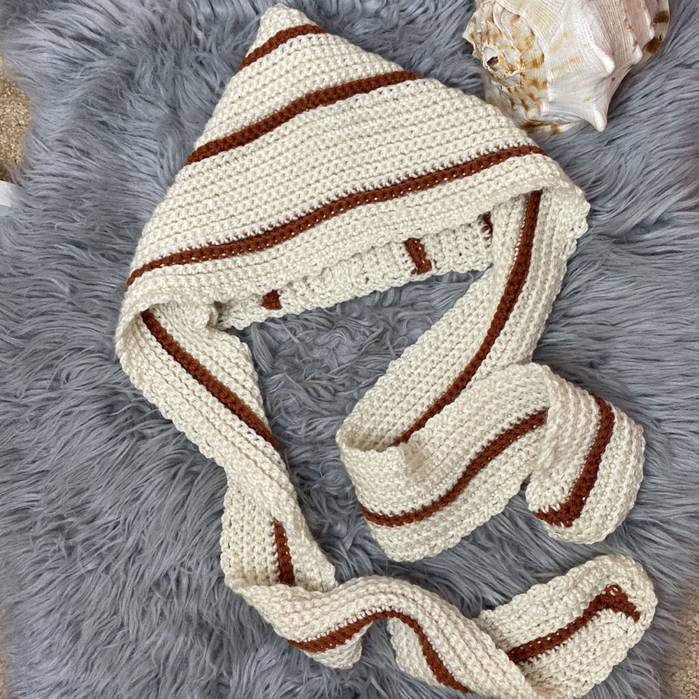 Peasant style Knit Hat - Picture 1 of 2